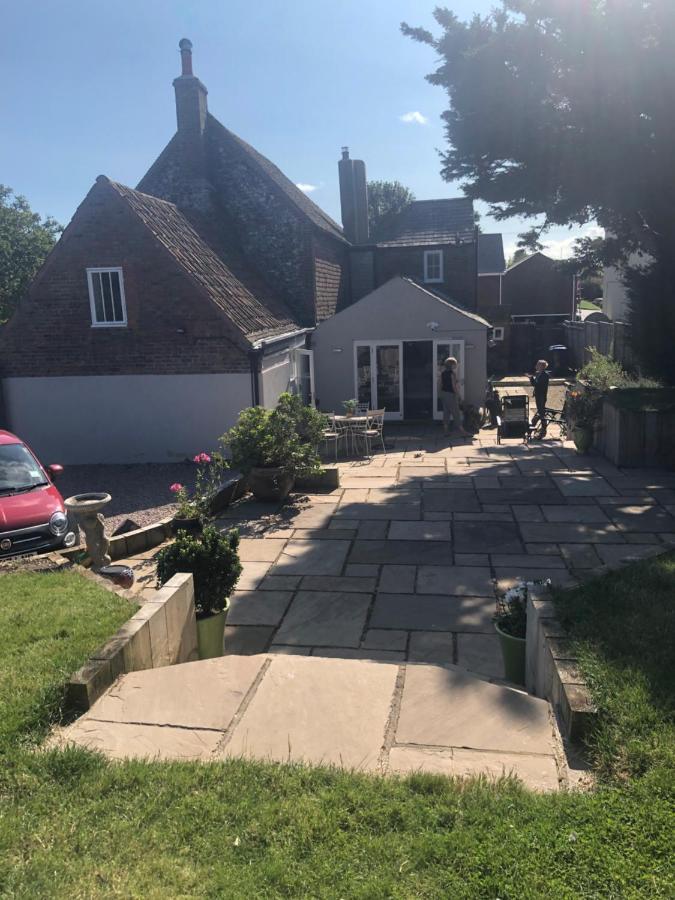 Brooks House Formerly The Red Lion Saint Margaretʼs at Cliffe Екстериор снимка